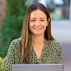 Meet your Posher, Victoria